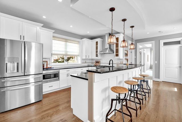 5818 Crescent Court, Worthington, OH 43085