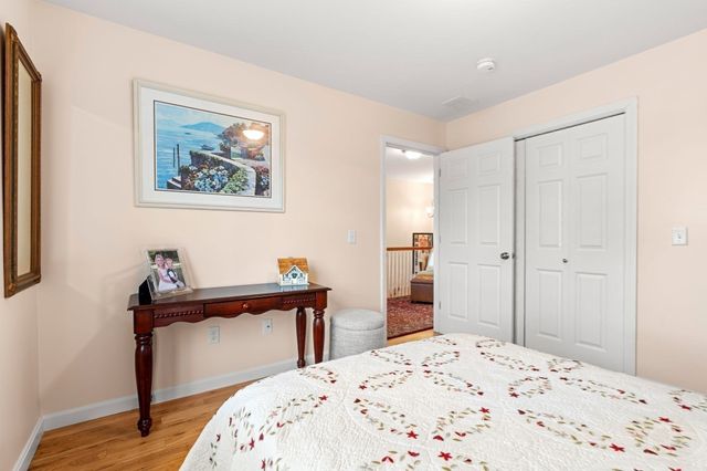 496 Hilldale Ave 496, Haverhill, MA 01832