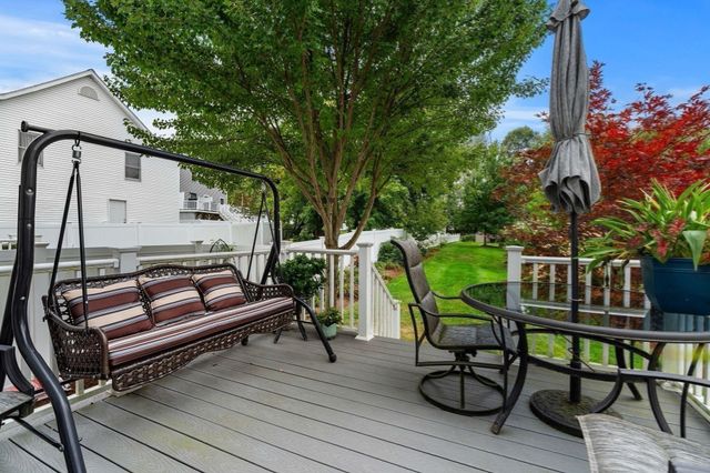 496 Hilldale Ave 496, Haverhill, MA 01832
