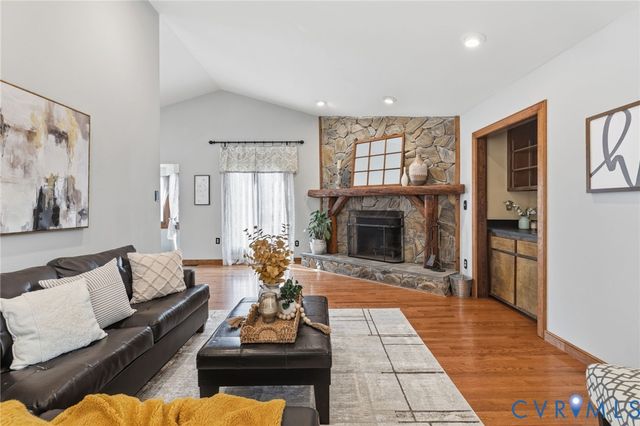 1815 Timbermead Ct, Henrico, VA 23238