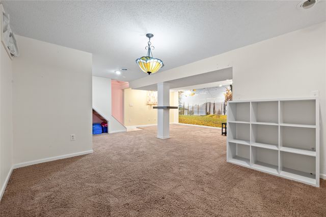 605 SE Trilein Drive, Ankeny, IA 50021