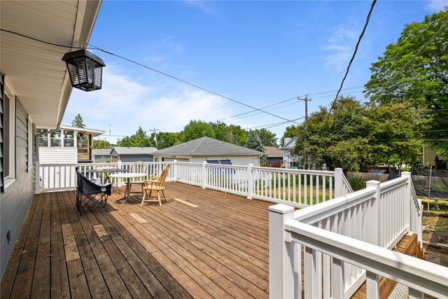 605 SE Trilein Drive, Ankeny, IA 50021