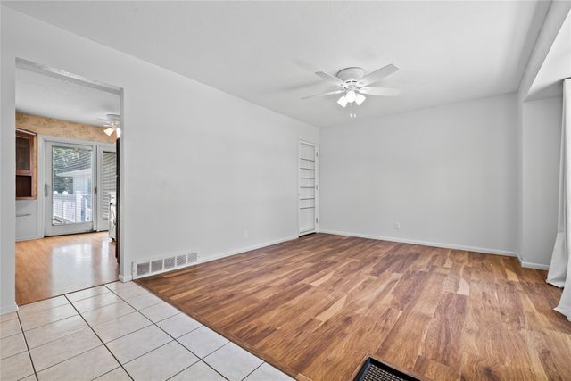 605 SE Trilein Drive, Ankeny, IA 50021