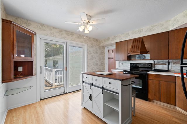 605 SE Trilein Drive, Ankeny, IA 50021
