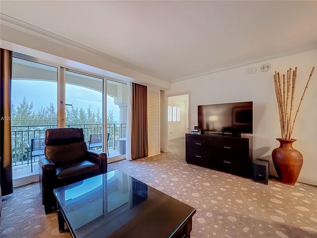 601 N Ft Lauderdale Beach Boulevard 611, Fort Lauderdale, FL 33304