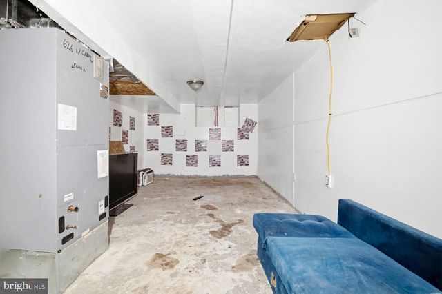 626 N CURLEY ST, Baltimore, MD 21205