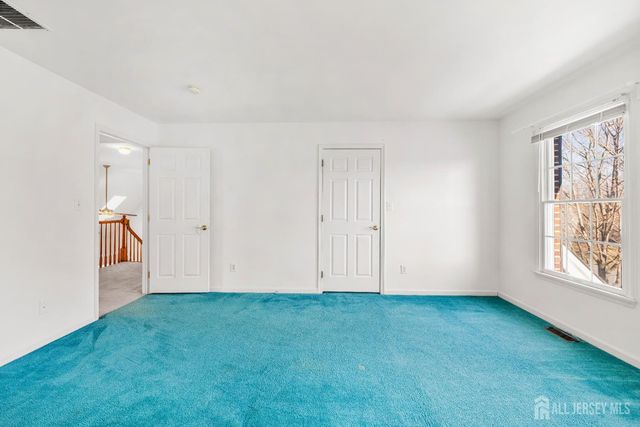 11 Harvest Drive, Plainsboro, NJ 08536