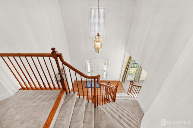 11 Harvest Drive, Plainsboro, NJ 08536