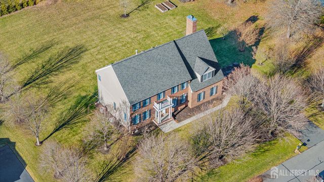 11 Harvest Drive, Plainsboro, NJ 08536