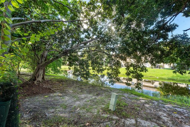13645 EXOTICA Lane, Wellington, FL 33414