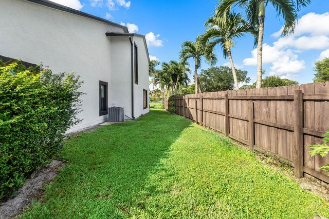 13645 EXOTICA Lane, Wellington, FL 33414