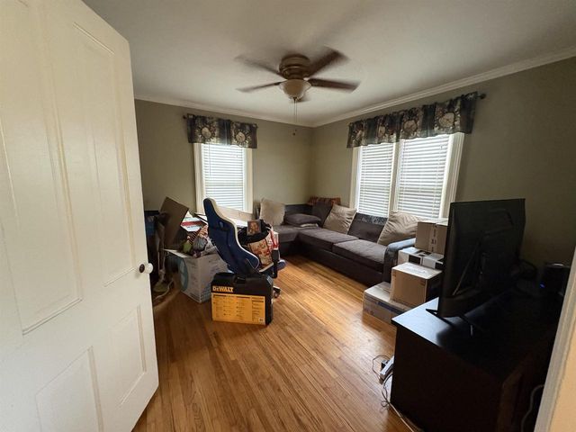 864 Glen Street, Janesville, WI 53545