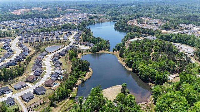 540 Redfish Way, Hoschton, GA 30548