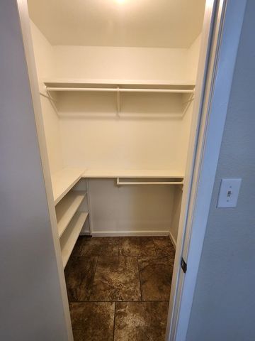 2801 Exeter Ave, Midland, TX 79705