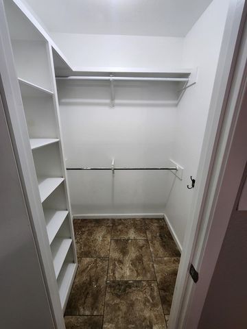 2801 Exeter Ave, Midland, TX 79705