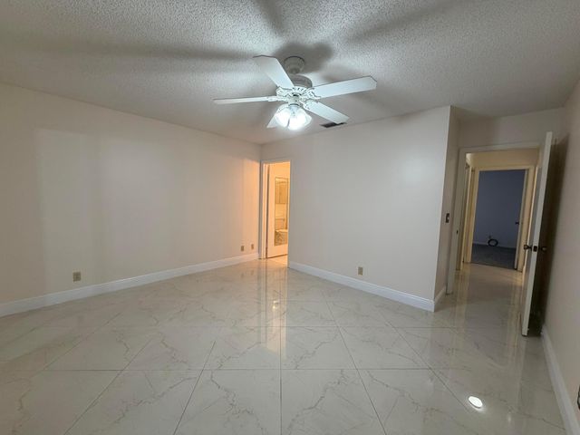 809 Sky Pine Way F, Greenacres, FL 33415
