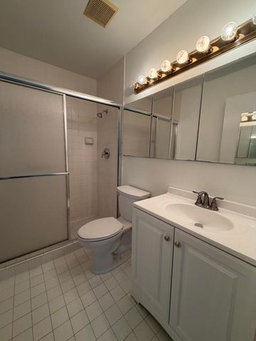 809 Sky Pine Way F, Greenacres, FL 33415