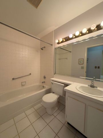 809 Sky Pine Way F, Greenacres, FL 33415