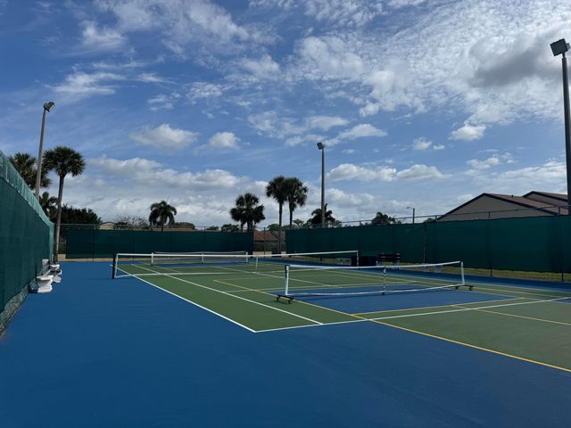 809 Sky Pine Way F, Greenacres, FL 33415