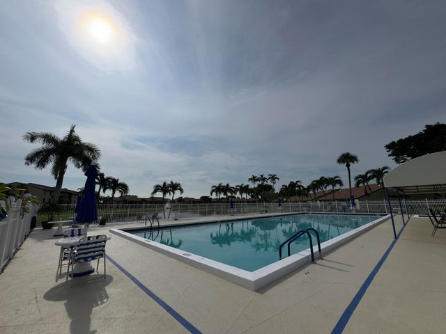 809 Sky Pine Way F, Greenacres, FL 33415
