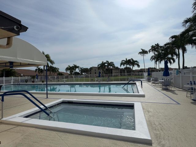 809 Sky Pine Way F, Greenacres, FL 33415