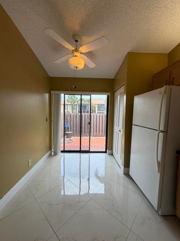 809 Sky Pine Way F, Greenacres, FL 33415
