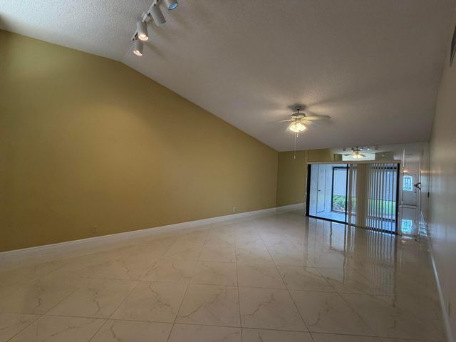 809 Sky Pine Way F, Greenacres, FL 33415