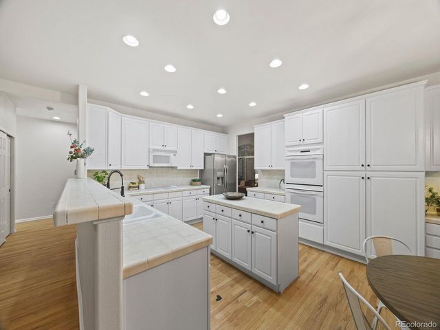 21122 White Pine Ln, Parker, CO 80138