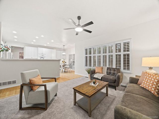 21122 White Pine Ln, Parker, CO 80138