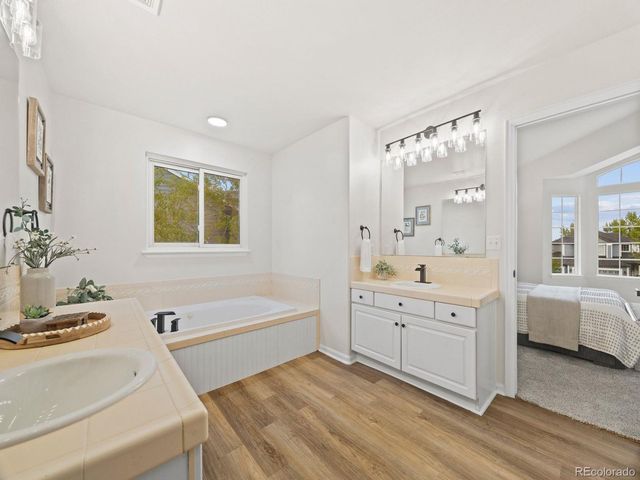 21122 White Pine Ln, Parker, CO 80138