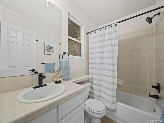 21122 White Pine Ln, Parker, CO 80138