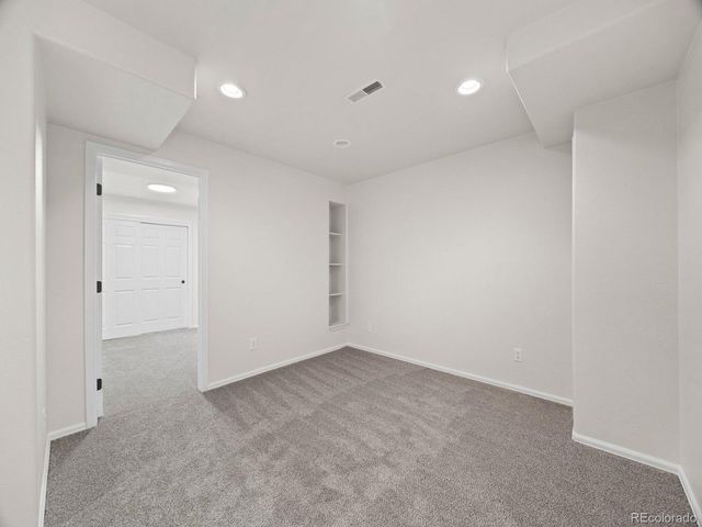 21122 White Pine Ln, Parker, CO 80138
