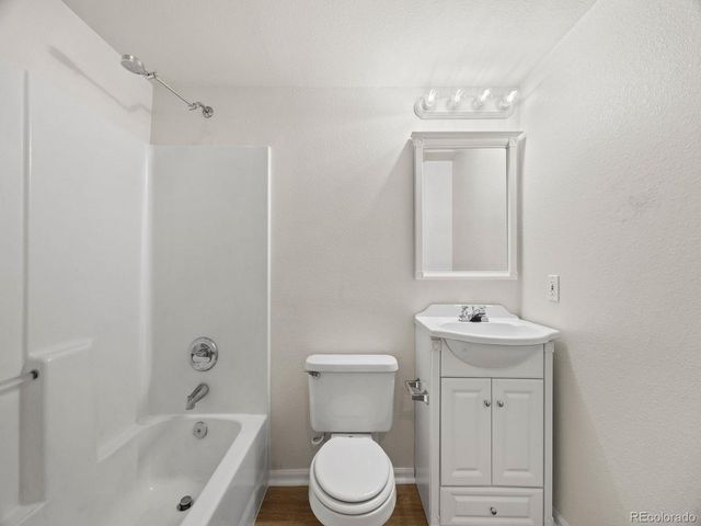 21122 White Pine Ln, Parker, CO 80138