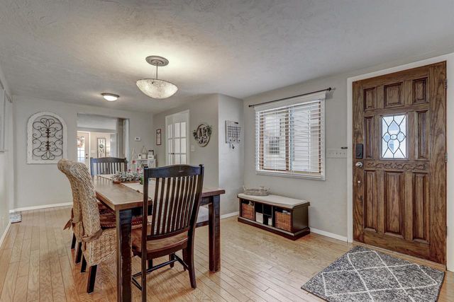 320 W LINCOLN AVENUE, Little Chute, WI 54140