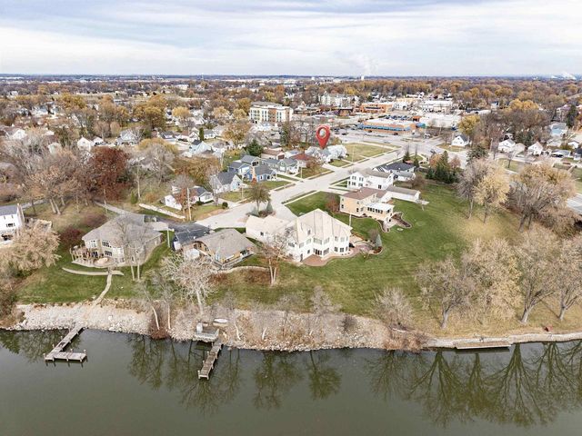 320 W LINCOLN AVENUE, Little Chute, WI 54140