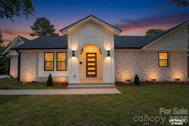409 Scaleybark Road, Charlotte, NC 28209