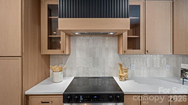409 Scaleybark Road, Charlotte, NC 28209