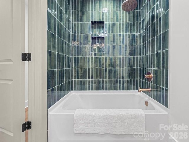 409 Scaleybark Road, Charlotte, NC 28209