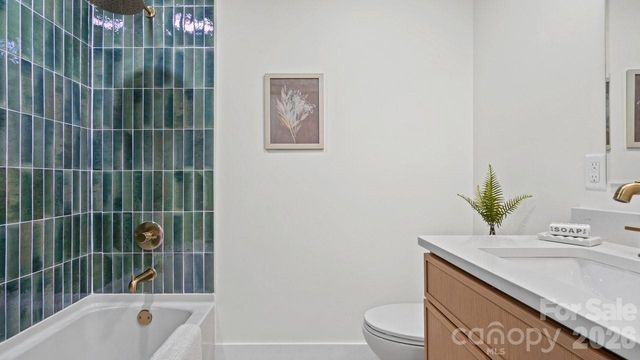 409 Scaleybark Road, Charlotte, NC 28209