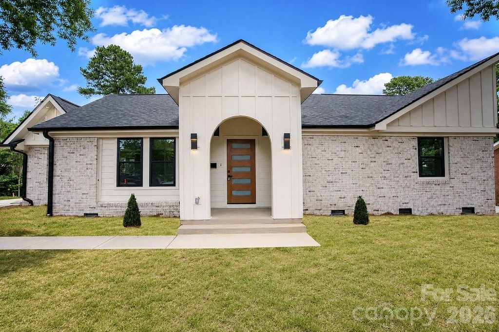 409 Scaleybark Road, Charlotte, NC 28209