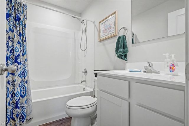 2682 Himelrigh Boulevard, Barberton, OH 44203