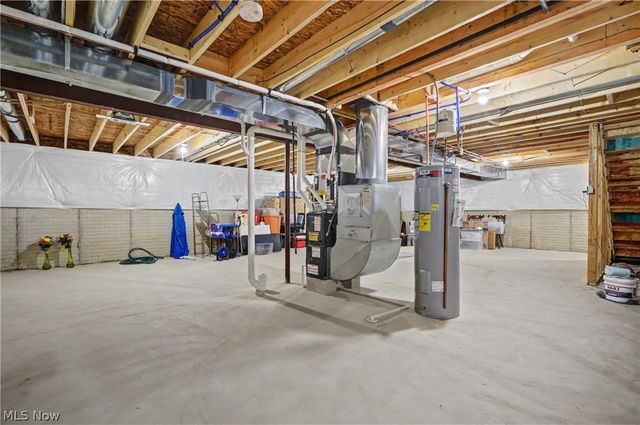 2682 Himelrigh Boulevard, Barberton, OH 44203