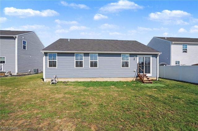 2682 Himelrigh Boulevard, Barberton, OH 44203