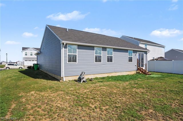 2682 Himelrigh Boulevard, Barberton, OH 44203