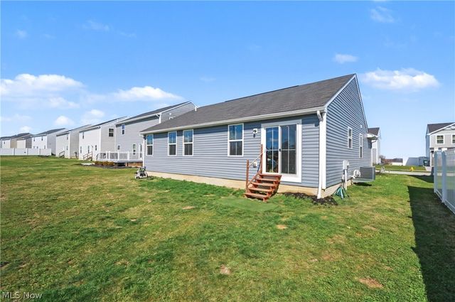 2682 Himelrigh Boulevard, Barberton, OH 44203