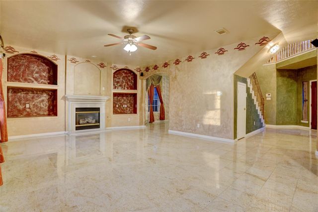 2707 Sterling Fields Drive, Pearland, TX 77584
