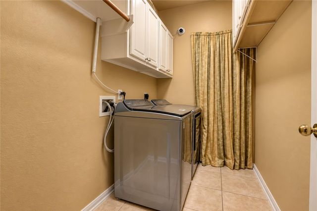 2707 Sterling Fields Drive, Pearland, TX 77584