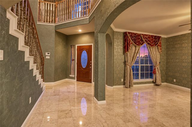 2707 Sterling Fields Drive, Pearland, TX 77584