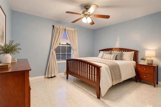2707 Sterling Fields Drive, Pearland, TX 77584