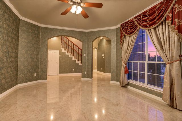 2707 Sterling Fields Drive, Pearland, TX 77584